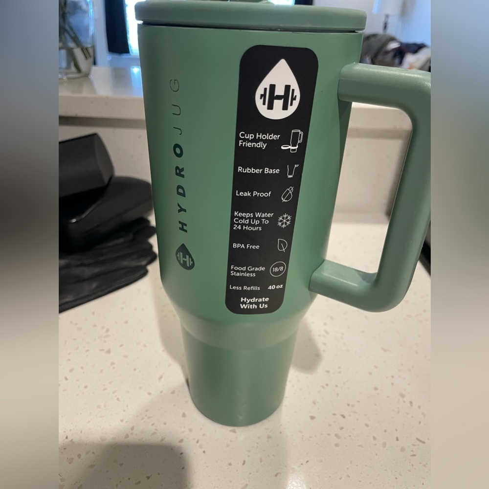 HydroJug Traveler - 40 oz Water Bottle with Handle & Flip Straw NWT Color Sage